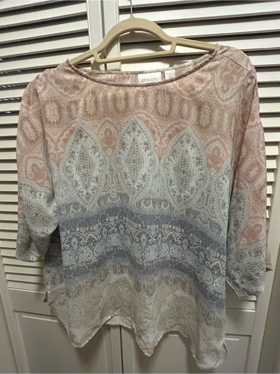 Chico's Tops - Chico's size 2 Pastel Paisley Tunic in Blush, Light Blue and Cream